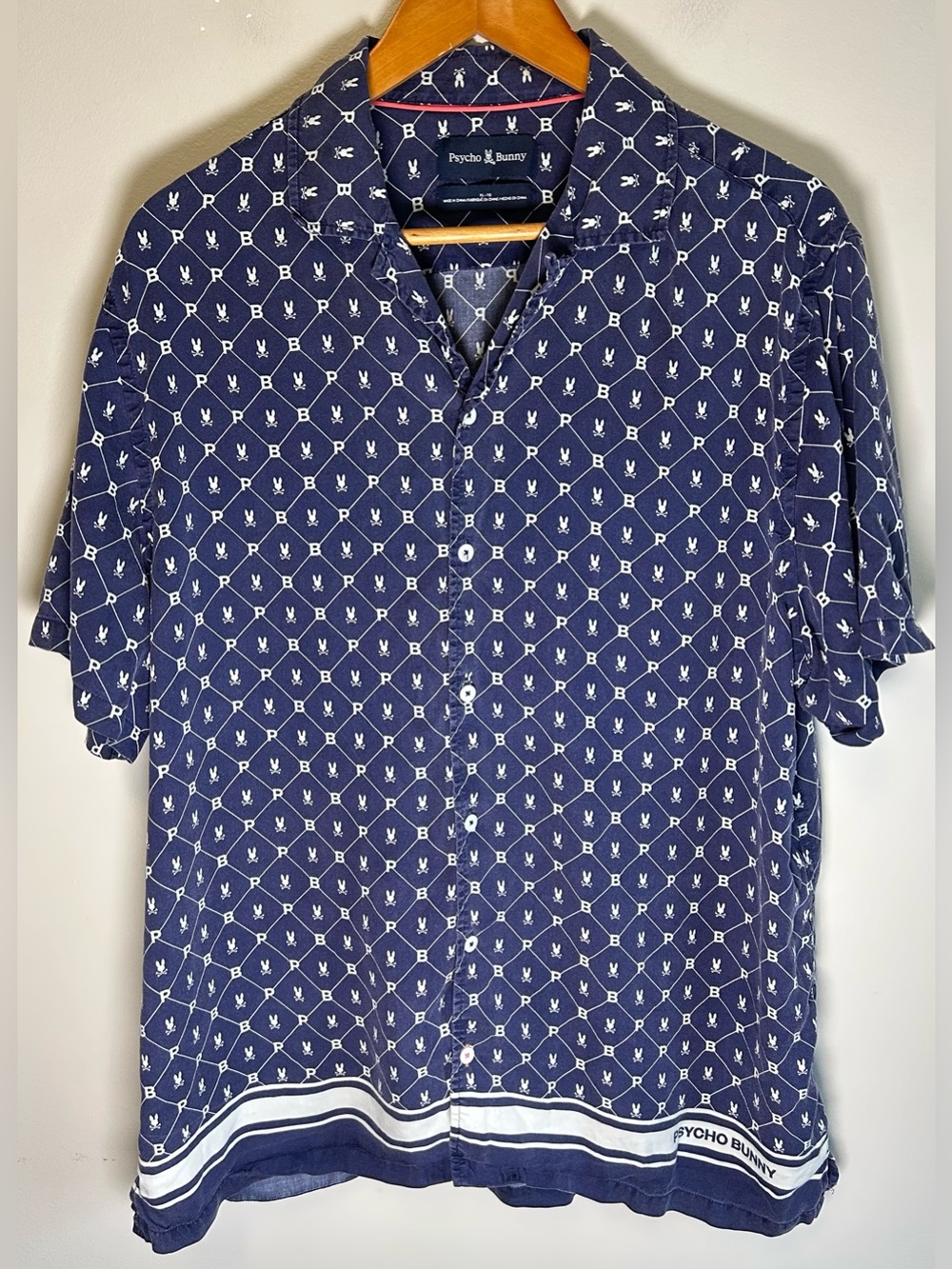 Psycho Bunny Men’s Button Up Shirt XL Blue All Over Print Logo Tencel Camp Loop